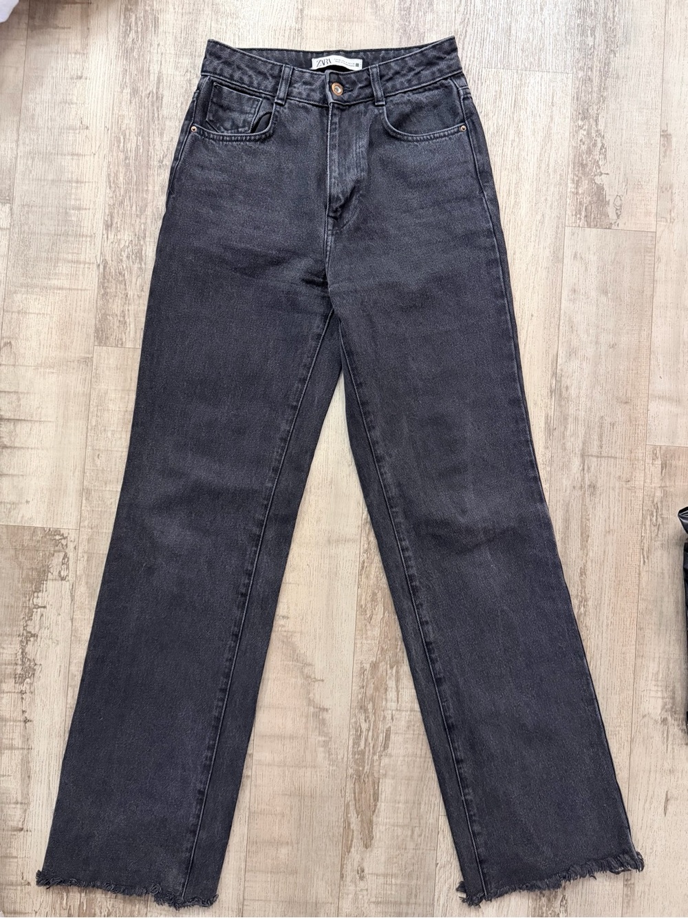 Zara Black Wide-Leg Jeans with Raw Hem